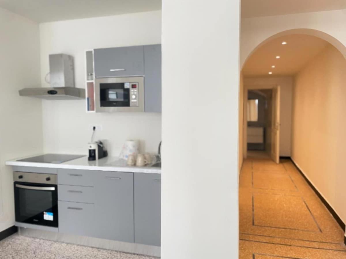 B Moderno Nel Centro Storico Appartamento